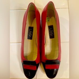 Red Shelly kitten heels (size 9)